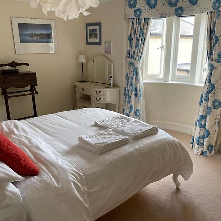 Top Floor En-Suite Double Bedrooms With Great View Of Windsor Castle & Free Parking Exterior foto