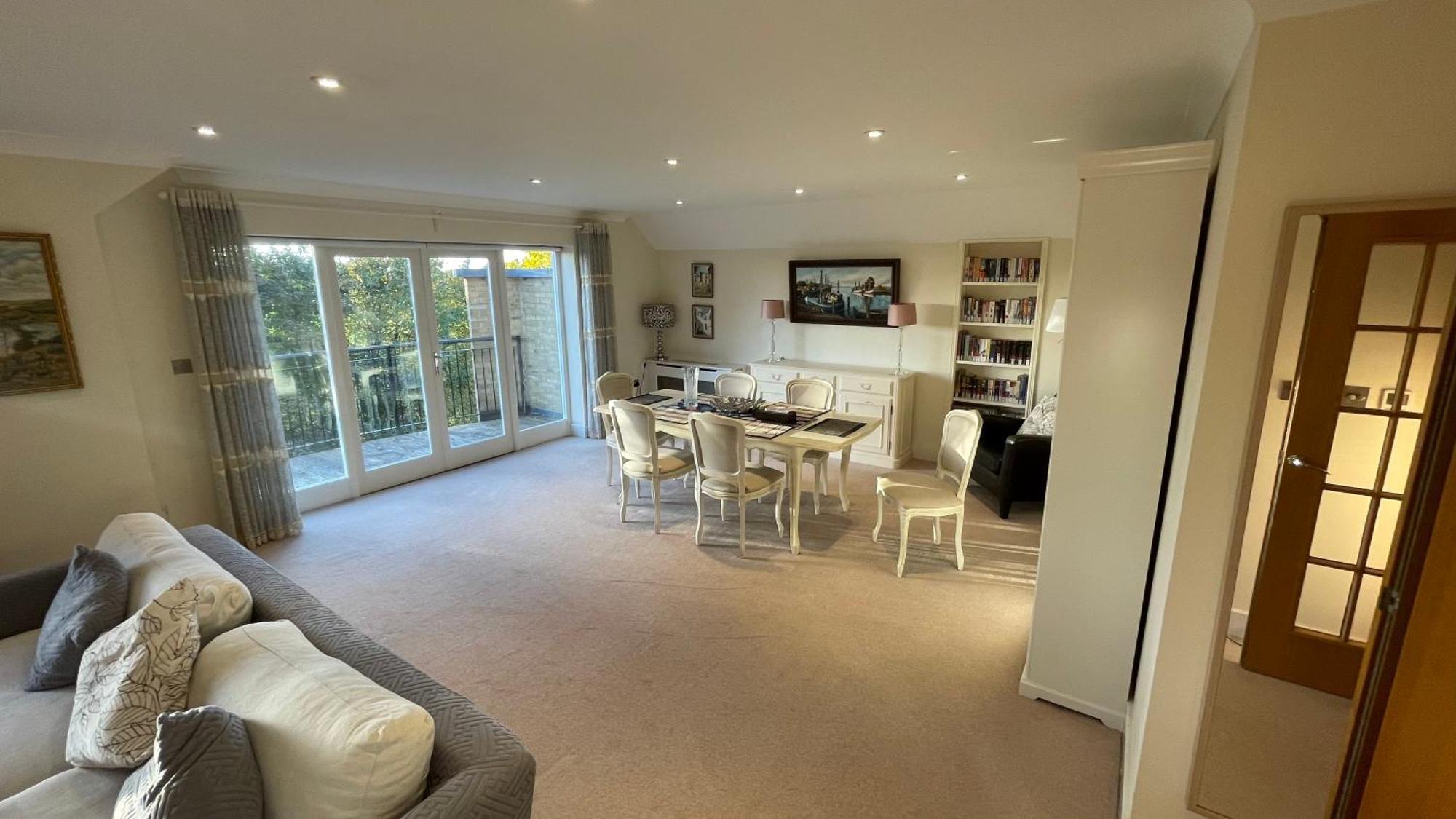 Top Floor En-Suite Double Bedrooms With Great View Of Windsor Castle & Free Parking Exterior foto