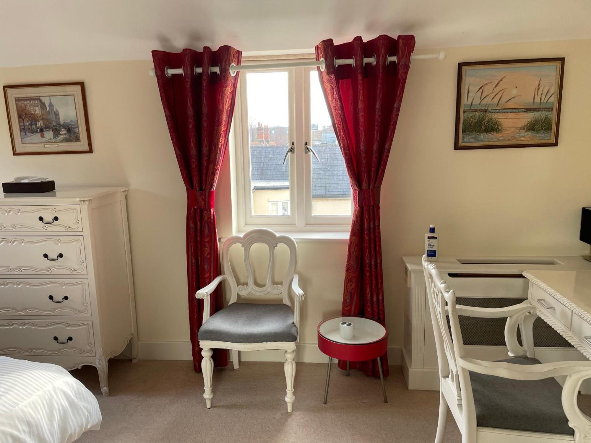 Top Floor En-Suite Double Bedrooms With Great View Of Windsor Castle & Free Parking Exterior foto