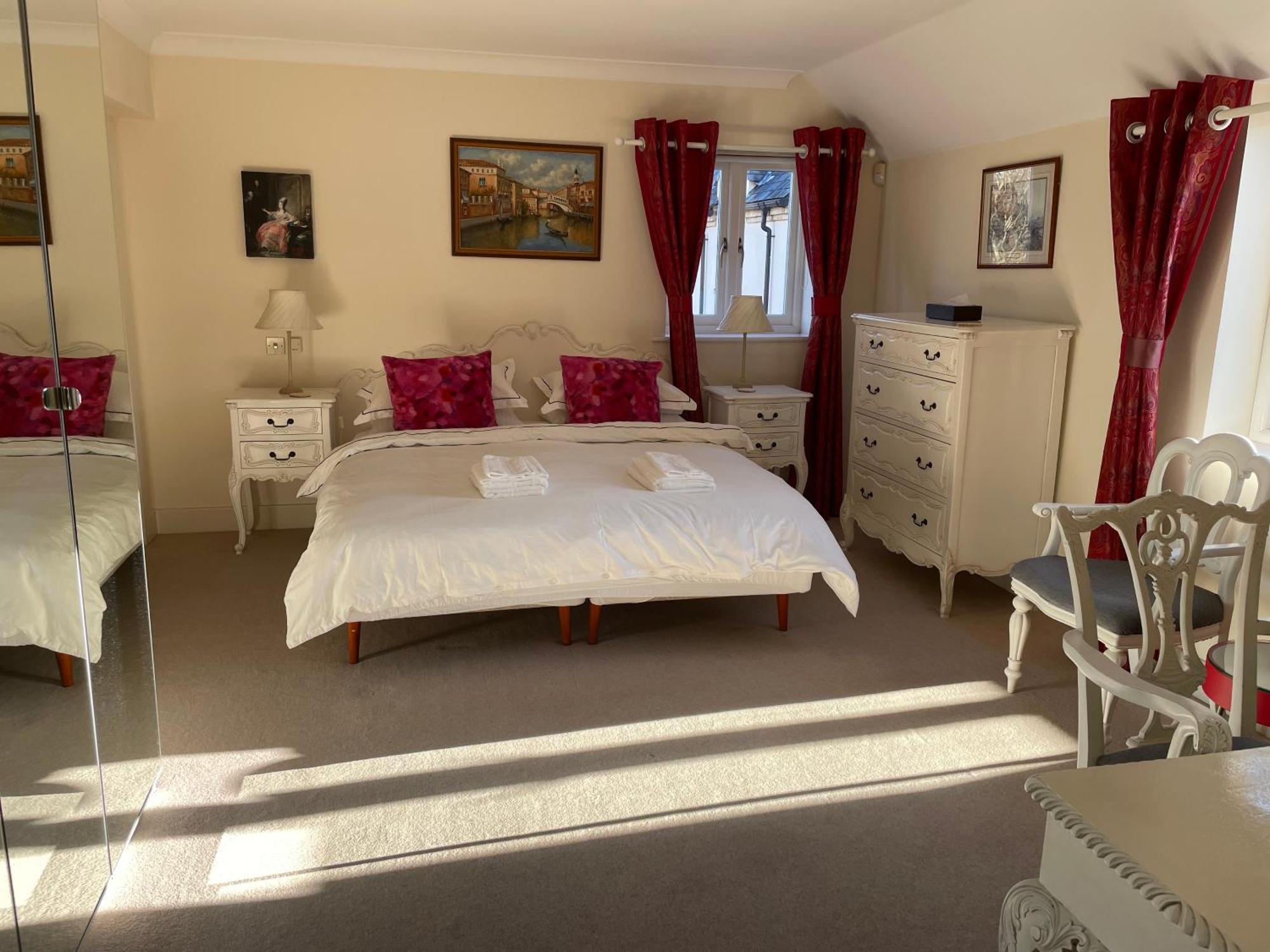 Top Floor En-Suite Double Bedrooms With Great View Of Windsor Castle & Free Parking Exterior foto