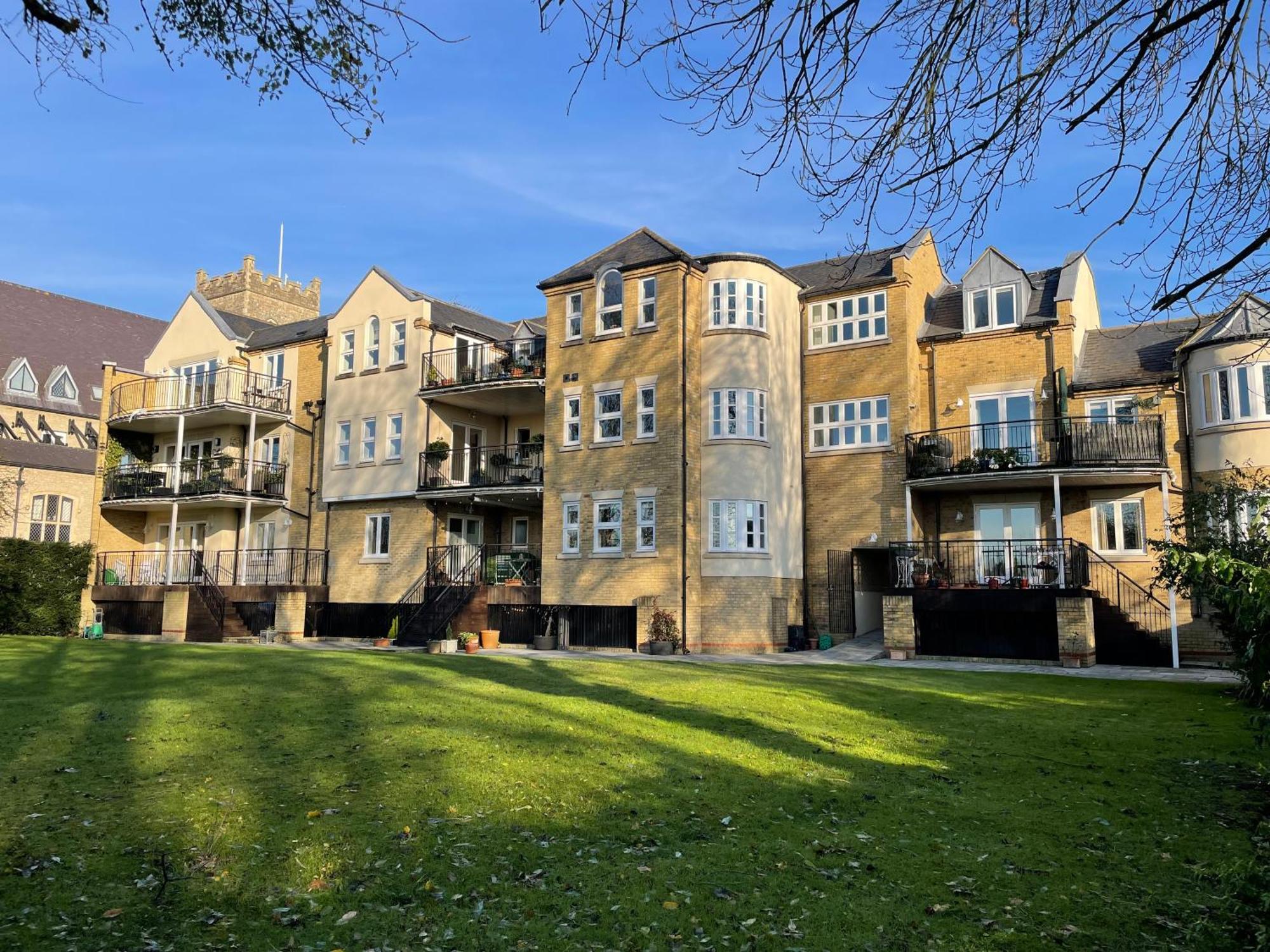 Top Floor En-Suite Double Bedrooms With Great View Of Windsor Castle & Free Parking Exterior foto